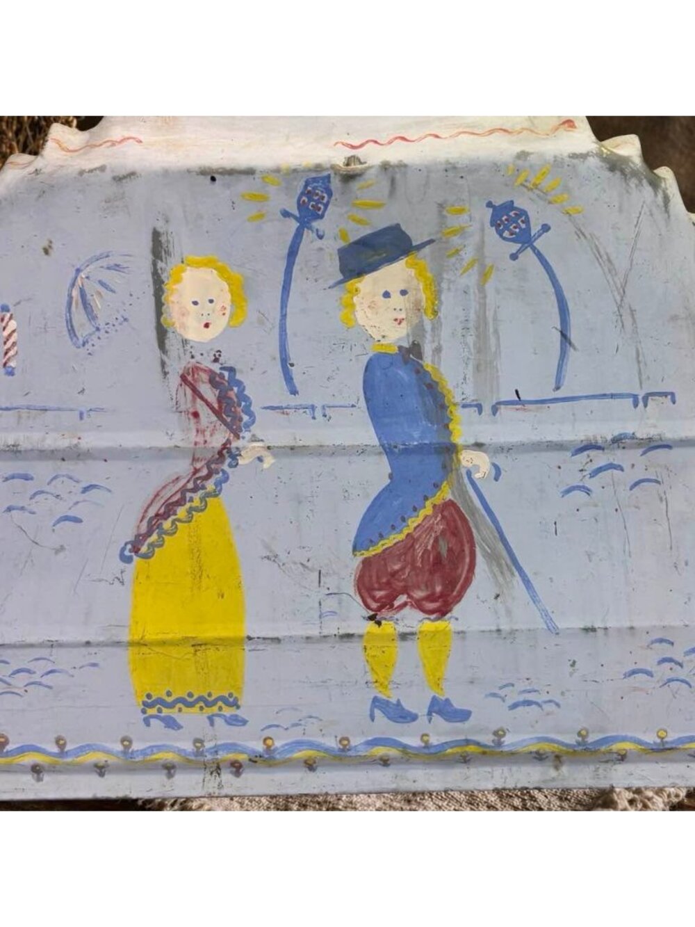 Hand-Painted Vintage Metal Dustpan With Floral & Folk Art Design Scalloped Edges - Picture 3 of 6